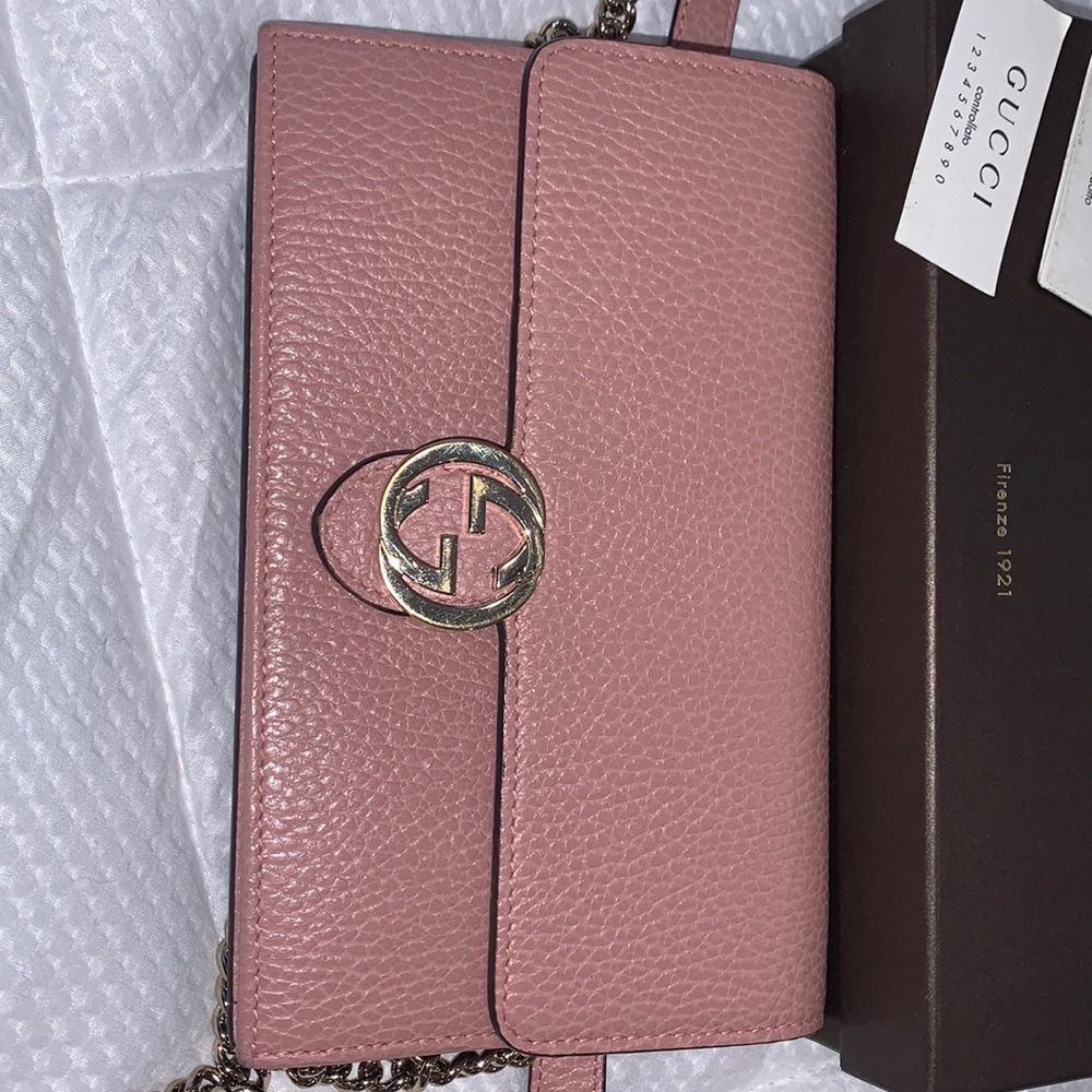 Gucci mini crossbody wallet